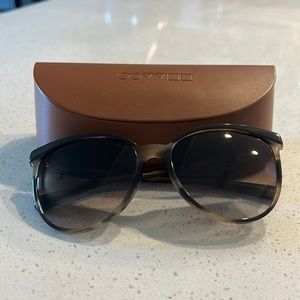 Oliver Peoples Tortoise Shell Sunglasses + Case